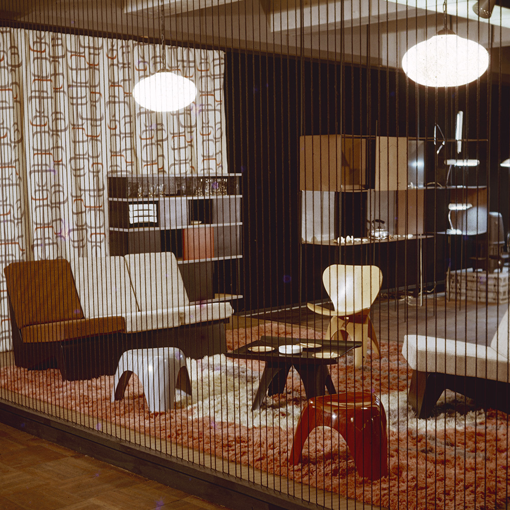 作品紹介「『第1回柳工業デザイン研究会展』 松屋銀座」 – 柳宗理